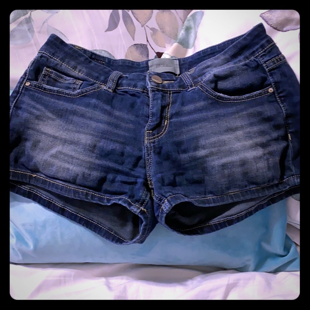 BKE denim dark blue shorts
